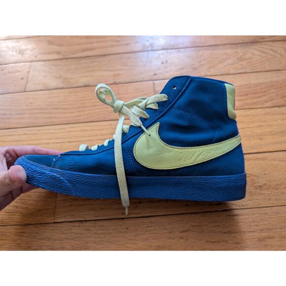 NIKE Vintage Blazer High Top Sneakers Navy Yellow Men's 10.5 Classic Retro - Picture 4 of 11